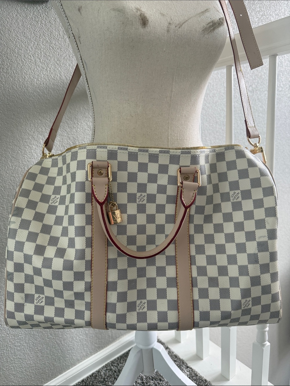 Checkered Pattern Top-Handle Duffel Travel Bag - Picture 3 of 16